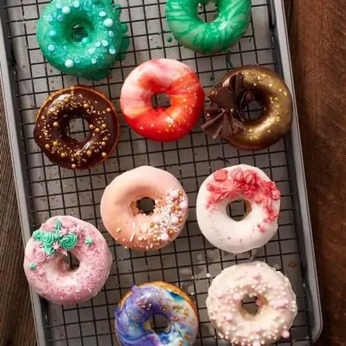 Wilton 6-cavity donut pan (3)