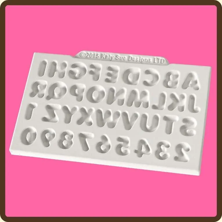 Katy sue designs - domed mini alphabet & number bij cake, bake & love 3 Katy sue design  mini domed alphabet