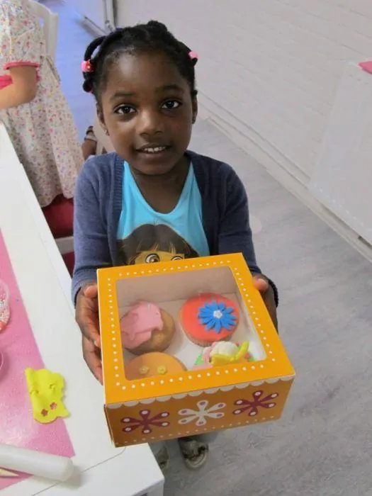 Cupcakes versieren bij cake, bake & love 2