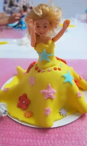 Kinderfeestjes-prinsessentaart-kolom Kinderfeestjes-prinsessentaart-kolom