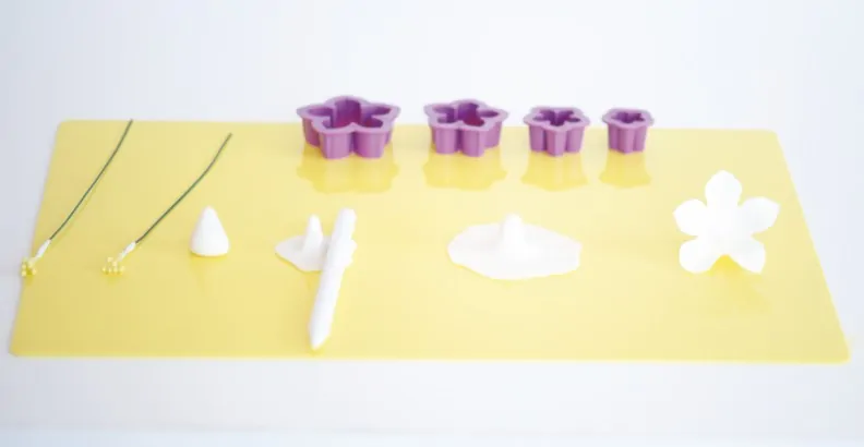 Uitsteker set petunia set van 5 bij cake, bake & love 5 Uitsteker set petunia set van 5 (2)