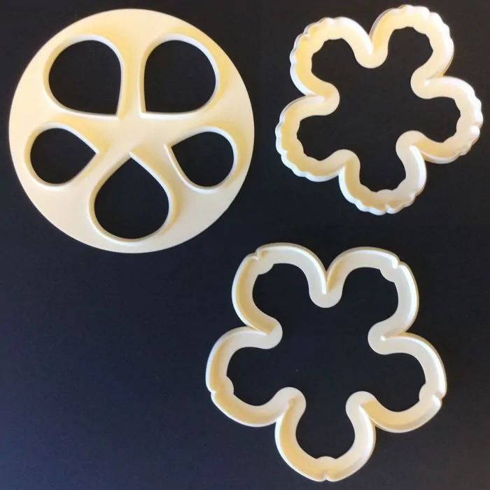 Fmm a very english rose cutter bij cake, bake & love 5 Fmm a very english rose cutter - afbeelding 2