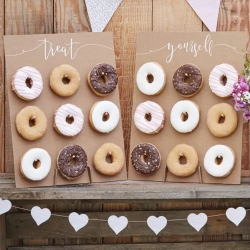 Donut wall - rustic country
