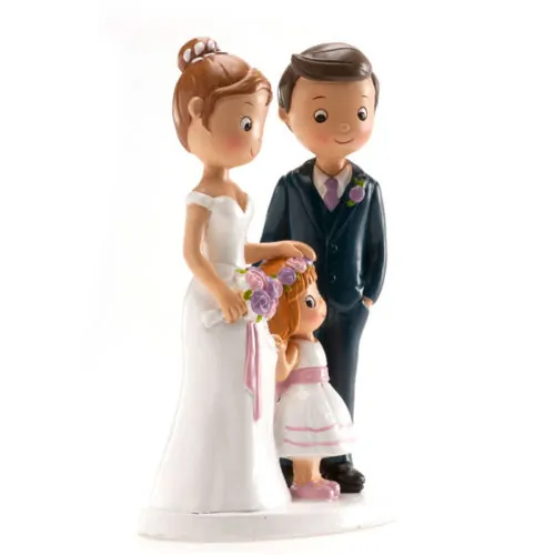Bruidspaartje met dochtertje (2)