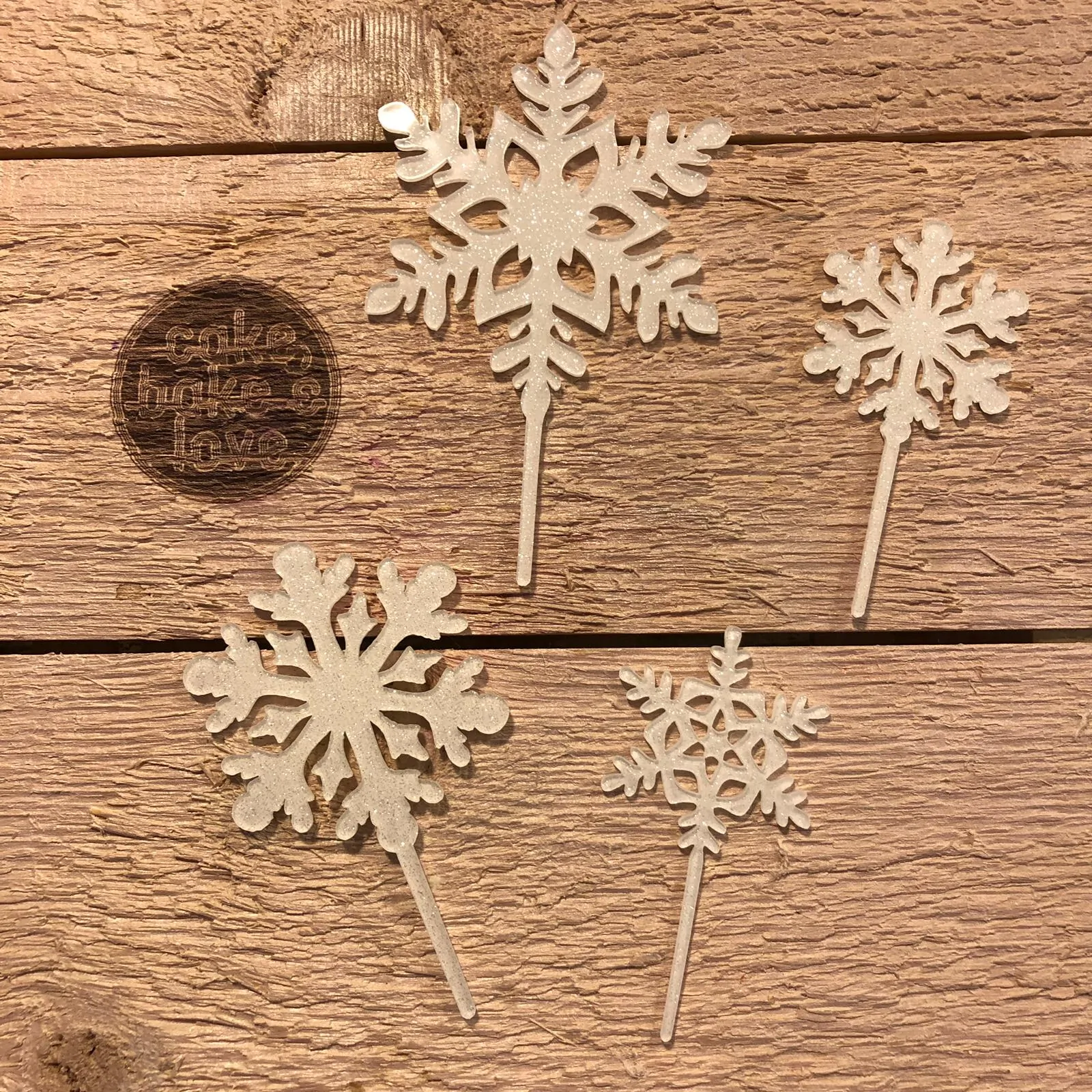 Caketopper snowflakes glitter wit bij cake, bake & love 5 Caketopper snowflakes glitter wit
