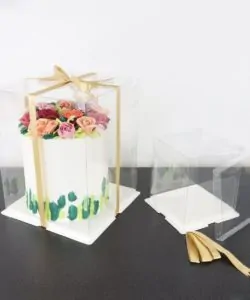 Crystal cake box - 14 inch (35cm) bij cake, bake & love 10