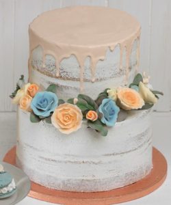 Gumpaste flower crown - 220 x 200mm bij cake, bake & love 7