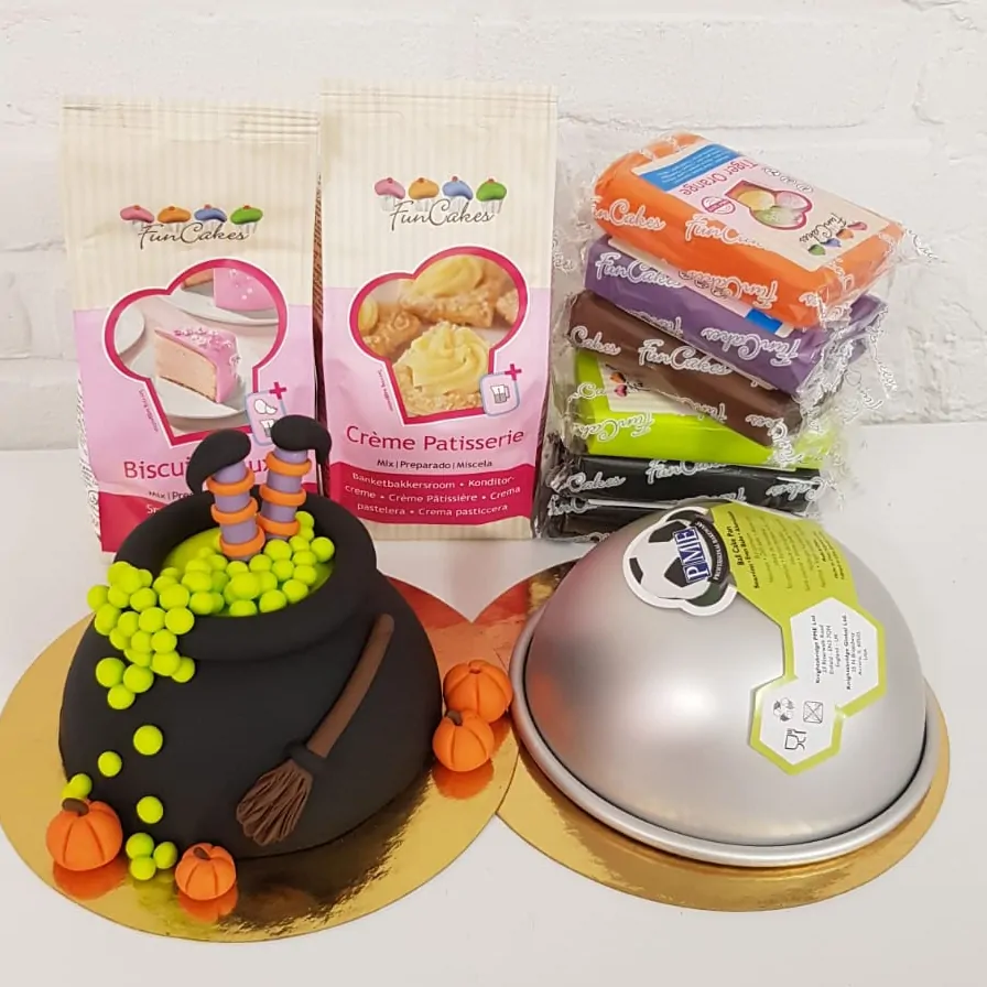 Halloween heksenketel taartje pakket + stap-voor-stap instructiefilmpje (met bakvorm) bij cake, bake & love 5 Halloween heksenketel taartje pakket + stap-voor-stap instructiefilmpje (met bakvorm)