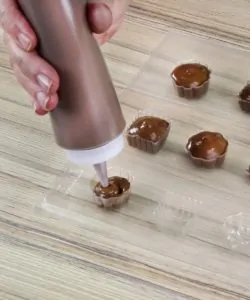 Alternative view of PME Plastic Squeeze Bottle 227g