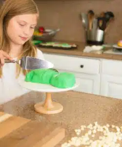 Dinosaurus taart bakpakket bij cake, bake & love 14
