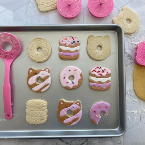 Donut koekjesuitstekers set met impressie + koekjesspatel bij cake, bake & love 6