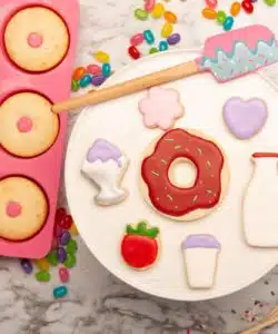 Donut koekjes & cakejes bakpakket bij cake, bake & love 11