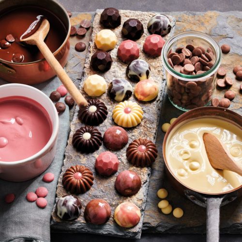 Funcakes chocolade melts wit 350 g bij cake, bake & love 7