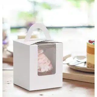 Cupcake doosje 1 - wit met venster bij cake, bake & love 5 Cupcake doosje 1 - wit met venster