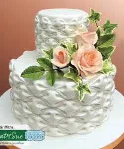 Katy sue designs - easy fabric puff large & small bij cake, bake & love 12 Katy sue designs - easy fabric puff large & small bij cake, bake & love 11