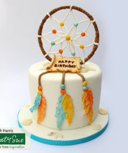 Katy sue designs - feathers bij cake, bake & love 19