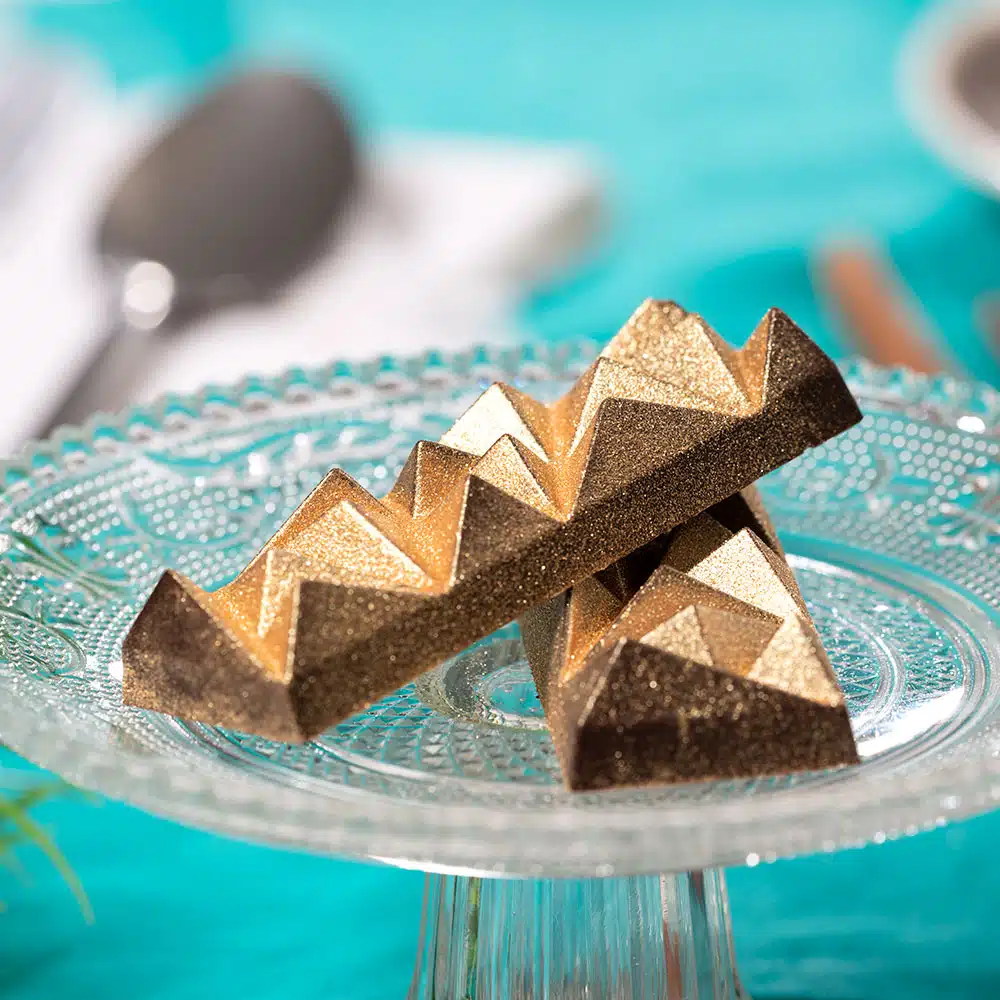 Decora chocolate mould baretta serena bij cake, bake & love 6 Decora chocolate mould baretta serena - afbeelding 2