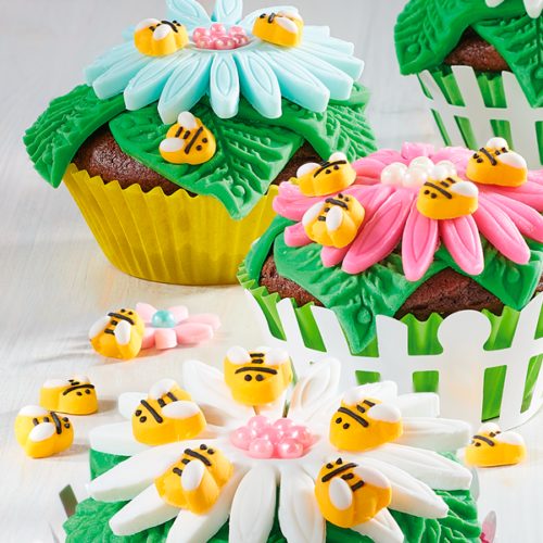 Suikerdecoraties bijtjes bij cake, bake & love 6