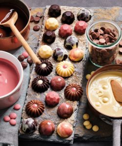 Funcakes chocolade melts melk 350 g bij cake, bake & love 10