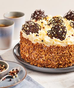 Funcakes hazelnootkrokant 200 g bij cake, bake & love 7