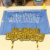 Chocolade mal happy birthday caketopper bij cake, bake & love 3