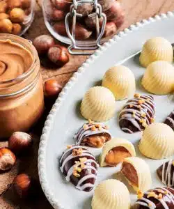 Alternative view of FunCakes Praliné Hazelnoot Vulling 325 g