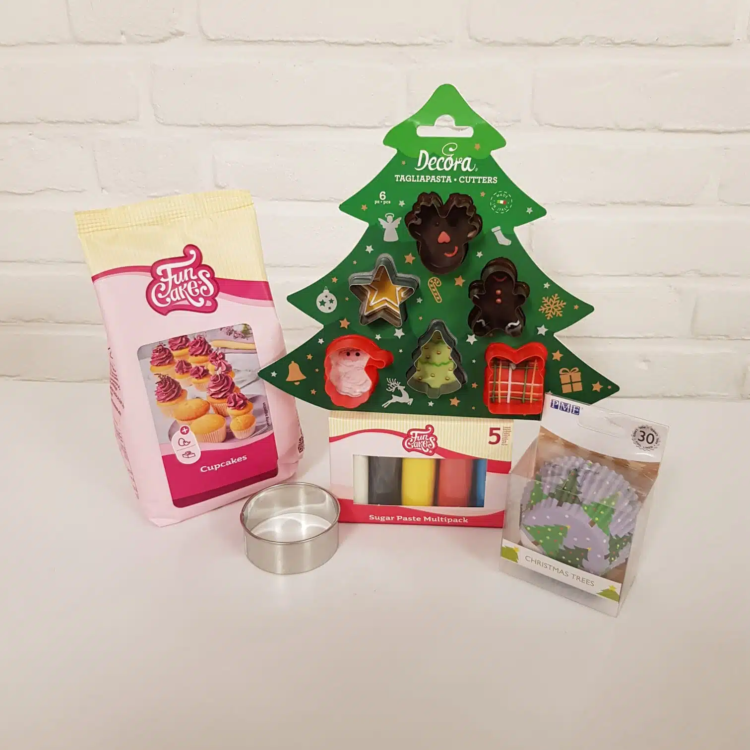 Kerst fondant cupcakes pakket bij cake, bake & love 5 Kerst fondant cupcakes pakket