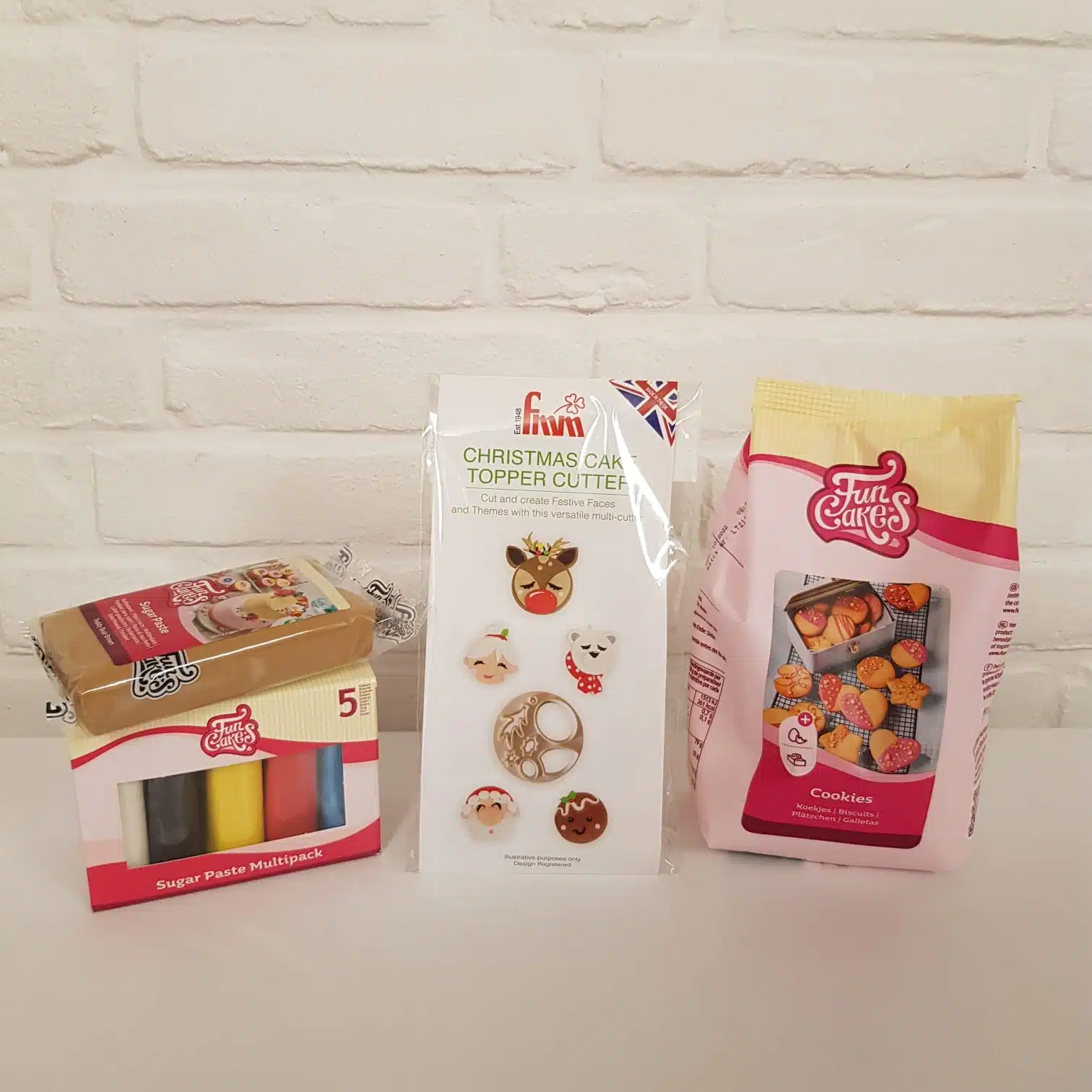 Kerst figuren gezichten koekjes pakket bij cake, bake & love 5 Kerst figuren gezichten koekjes pakket