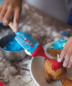 Space cake vormpjes bij cake, bake & love 10