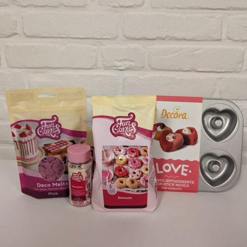 Valentijn hartvorm donuts pakket bij cake, bake & love 5
