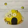 Bee mine bijenkorf taartje pakket + stap-voor-stap instructiefilmpje (inclusief bakvorm) bij cake, bake & love 1