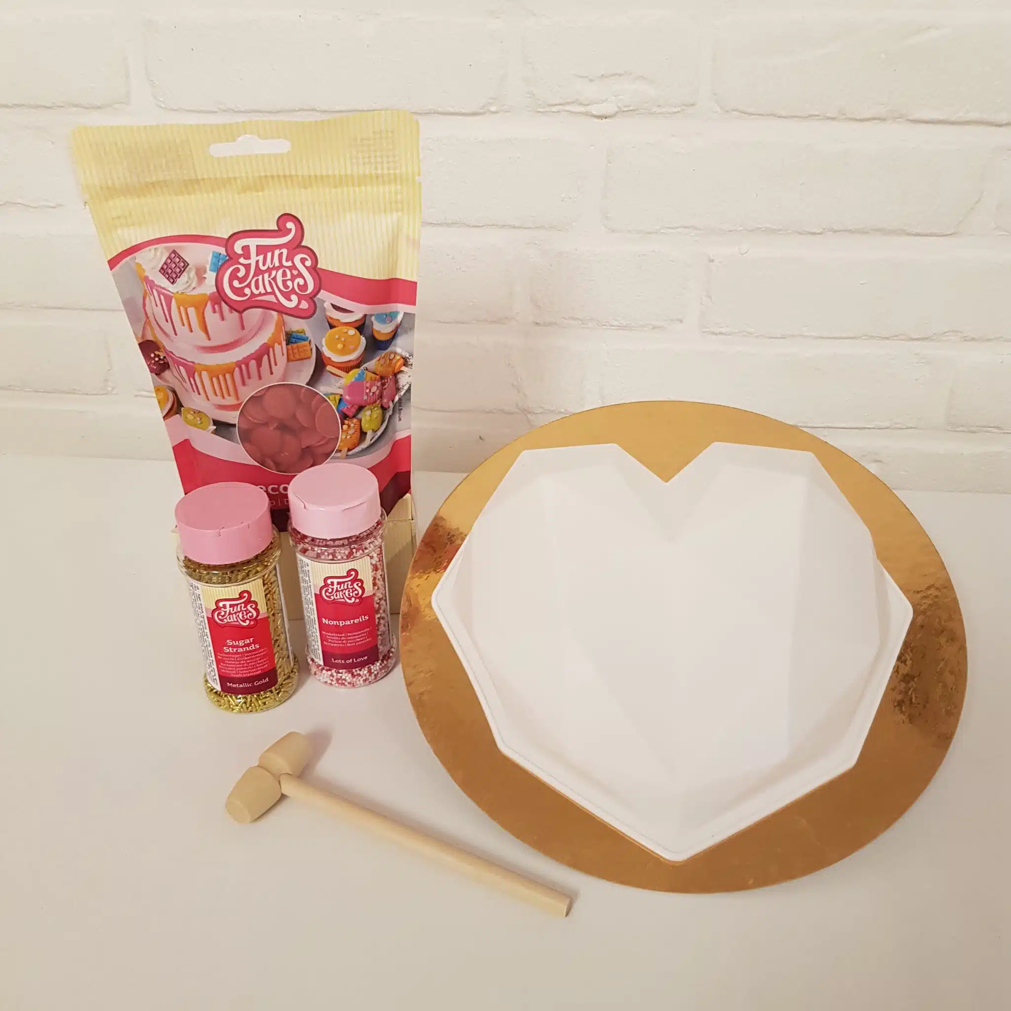 Valentijn geo heart xl pakket bij cake, bake & love 5 Valentijn geo heart xl pakket