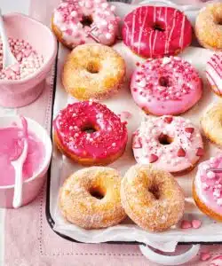 Alternative view of FunCakes Mix voor Donuts 500 g