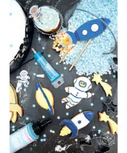 Scrapcooking cookie cutter space set 4 bij cake, bake & love 10