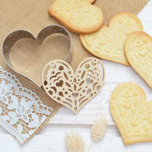 Scrapcooking cookie cutter & embosser hart bij cake, bake & love 9