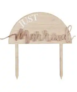 Cake topper just married bij cake, bake & love 10