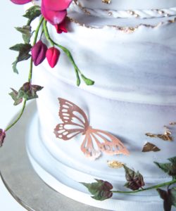 Crystal candy edible butterflies - metallic rose gold bij cake, bake & love 10