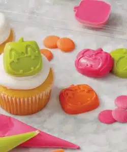 Wilton candy mold halloween pumpkin bij cake, bake & love 11 Wilton candy mold halloween pumpkin bij cake, bake & love 10