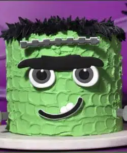 Alternative view of Halloween Frankenstein Taart Pakket