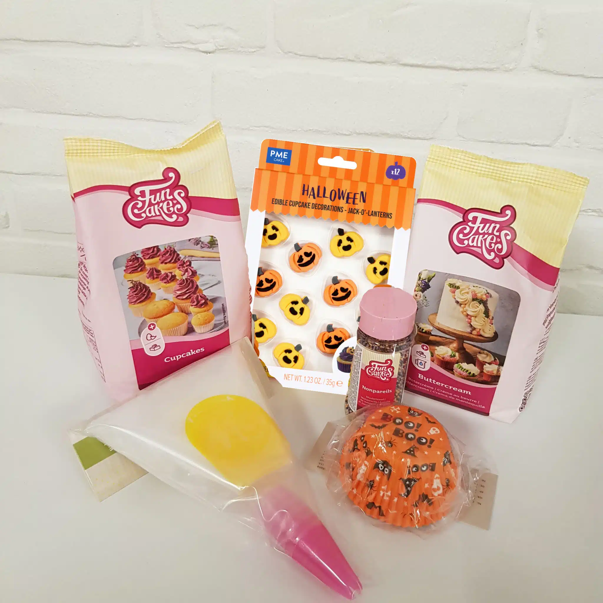 Halloween cupcakes pakket bij cake, bake & love 5 Halloween cupcakes pakket