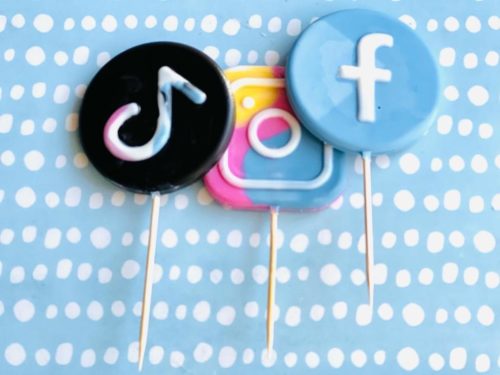 Easydrip mould social media logo's bij cake, bake & love 7