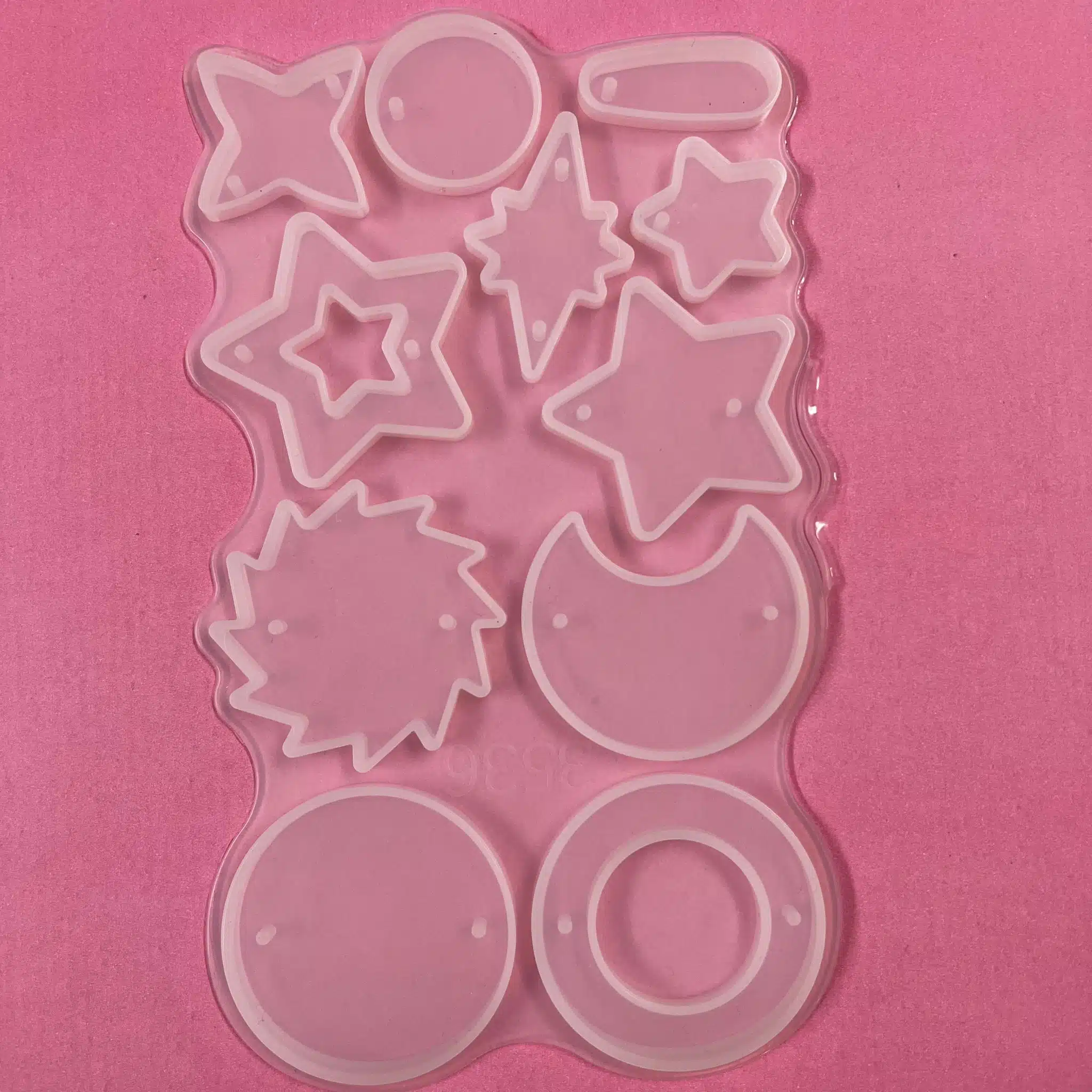 Easydrip mould set 2 maan en planeten bij cake, bake & love 6 Easydrip mould set 2 maan en planeten - afbeelding 2