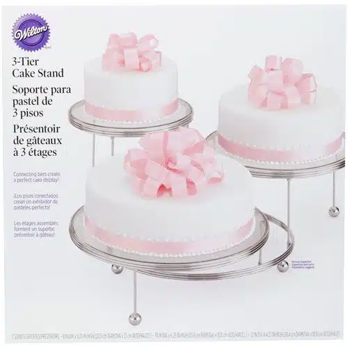 Wilton cakes 'n more 3 tier party stand bij cake, bake & love 5 Wilton cakes 'n more 3 tier party stand