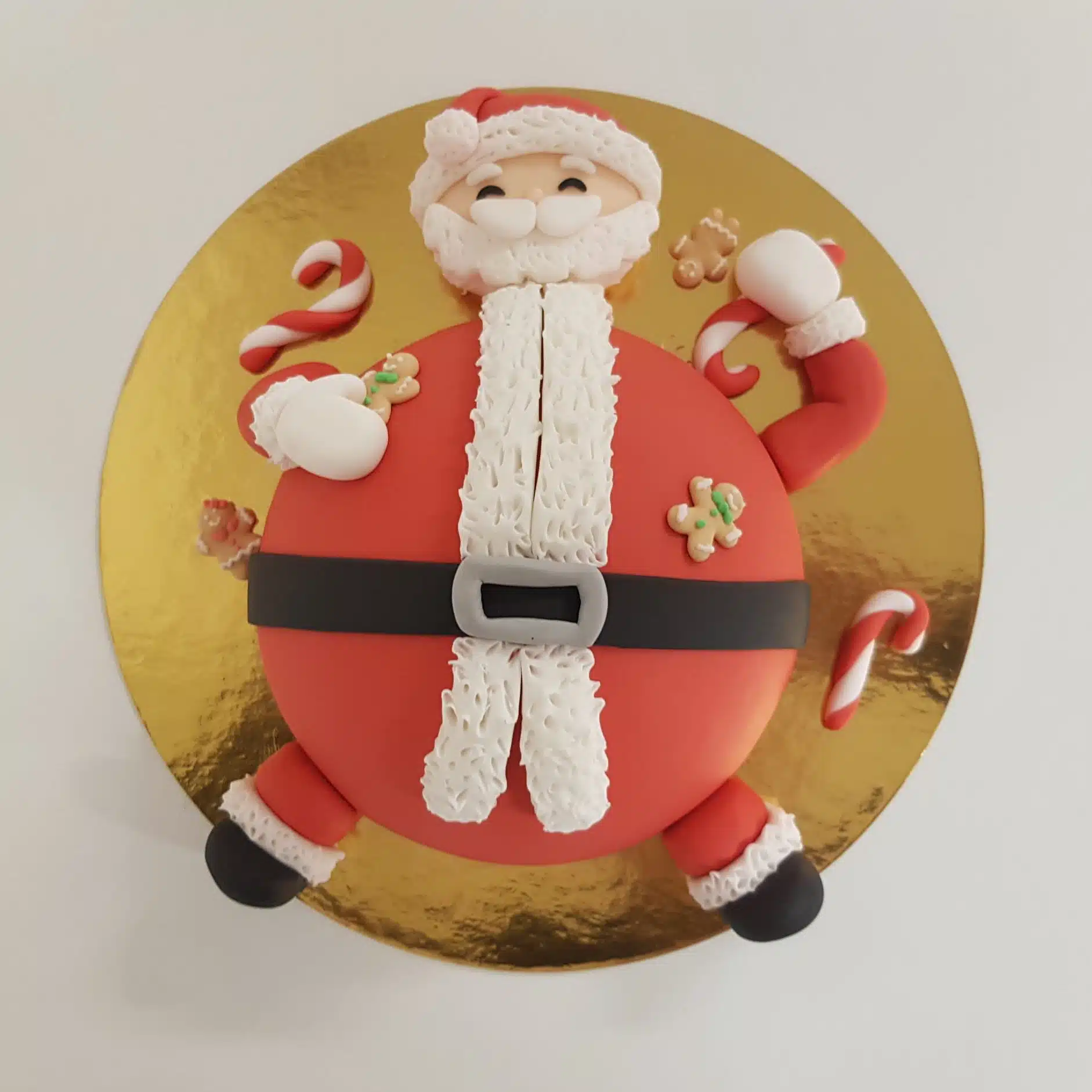 Kerstman taart pakket + bol bakvorm bij cake, bake & love 6 Kerstman taart pakket + bol bakvorm - afbeelding 2