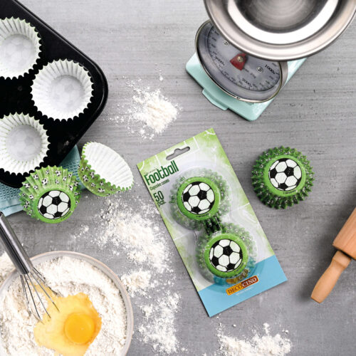 Baking cups voetbal pk/50 bij cake, bake & love 7