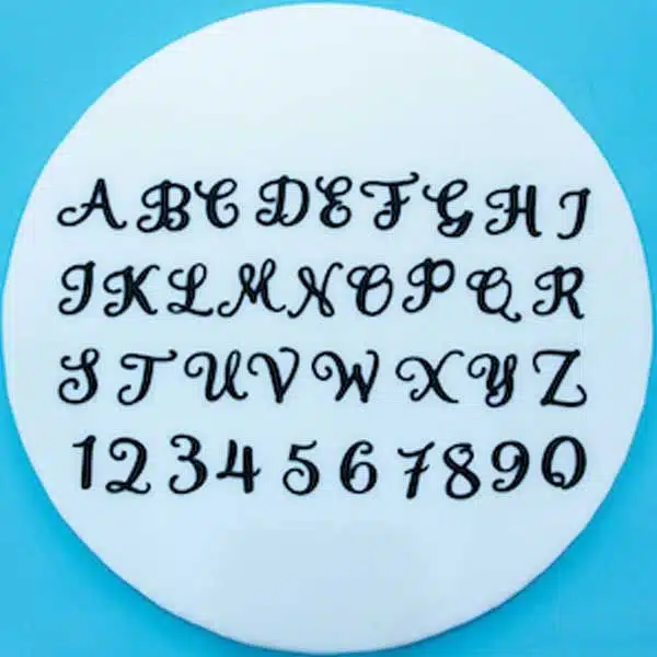 Fmm swirly alphabet & number font bij cake, bake & love 5 Fmm swirly alphabet & number font