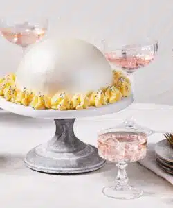 Alternative view of FunCakes Metallic Spray Pearl
