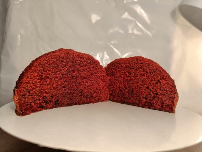 Red velvet rood kleuren bij cake, bake & love 1
