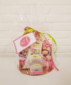 Juf of meester cadeautje - glutenvrij flower cupcakes pakket bij cake, bake & love 11