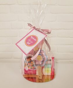 Juf of meester cadeautje - koekjes pakket blossom met fondant bij cake, bake & love 11